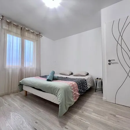 Maison 6 Personnes *